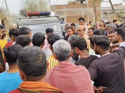जमुई में संदिग्ध परिस्थिति में एक विवाहिता की मौत, फंदे से लटका मिला शव, माँ का आरोप दहेज़ के लिए की गई हत्या