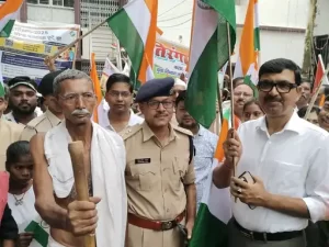 जमुई जिला प्रशासन द्वारा आयोजित किया गया  "तिरंगा यात्रा", DM एवं SP भी तिरंगा यात्रा में हुए शामिल